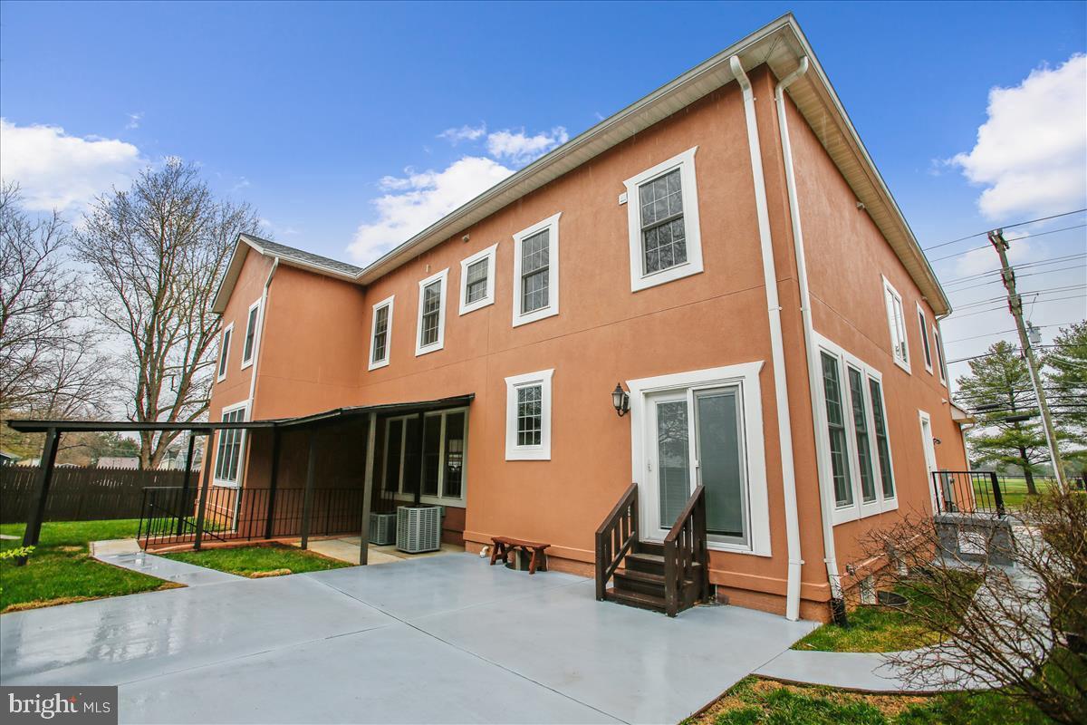 14808 Braddock Road Centreville, VA 20120 - Photo 83 of 111