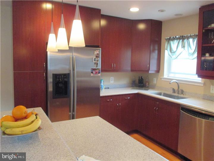 8320 Strahle Place Philadelphia, PA 19111 - Photo 11 of 23 Gallery Image 11