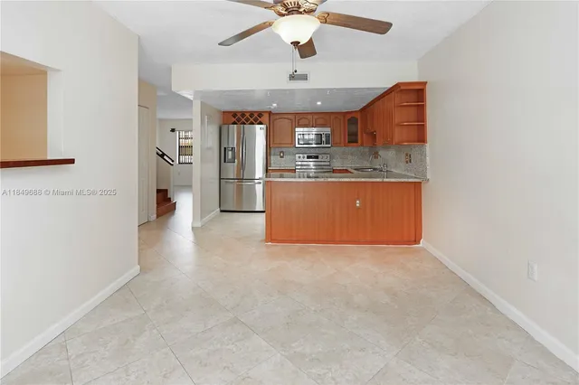 $420,000 | 570 Northwest 109th Avenue, Unit 1204, Miami, FL 33172