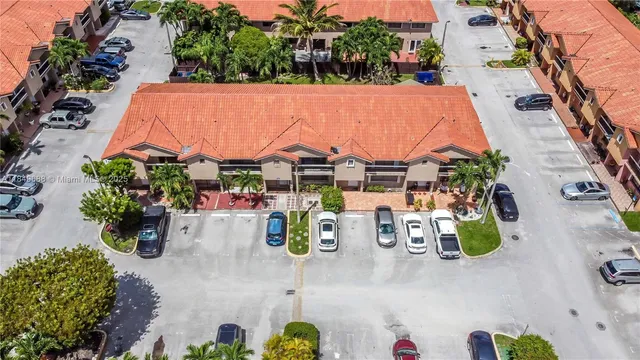 $420,000 | 570 Northwest 109th Avenue, Unit 1204, Miami, FL 33172