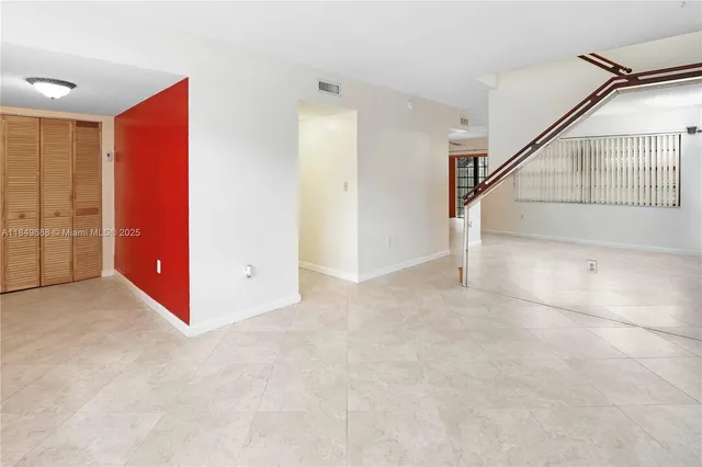 $420,000 | 570 Northwest 109th Avenue, Unit 1204, Miami, FL 33172