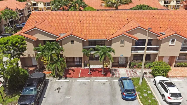 $420,000 | 570 Northwest 109th Avenue, Unit 1204, Miami, FL 33172