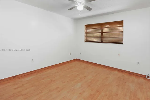 $420,000 | 570 Northwest 109th Avenue, Unit 1204, Miami, FL 33172