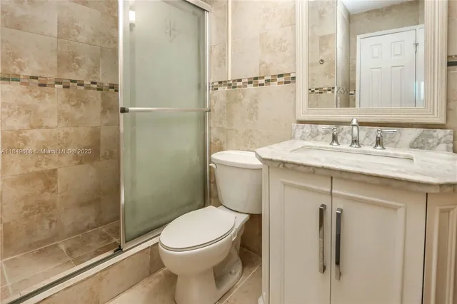 $420,000 | 570 Northwest 109th Avenue, Unit 1204, Miami, FL 33172