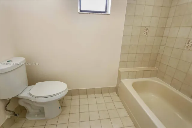 $420,000 | 570 Northwest 109th Avenue, Unit 1204, Miami, FL 33172