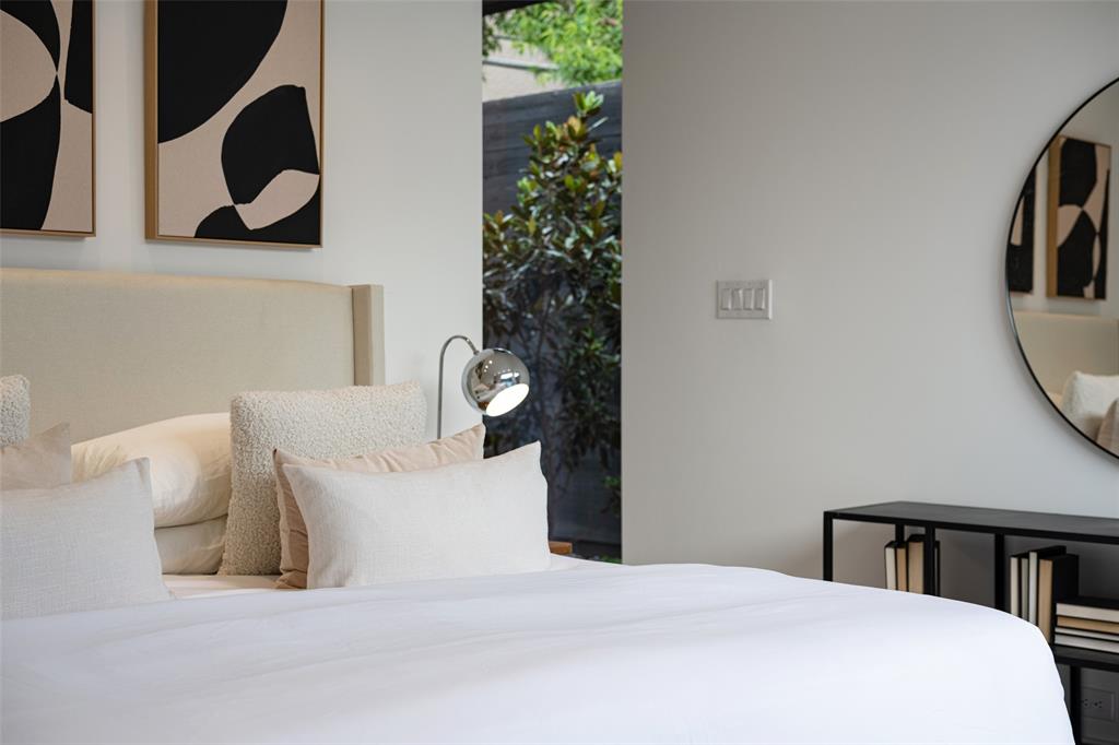 6822 Victoria Avenue Dallas, TX 75209 - Photo 22 of 32