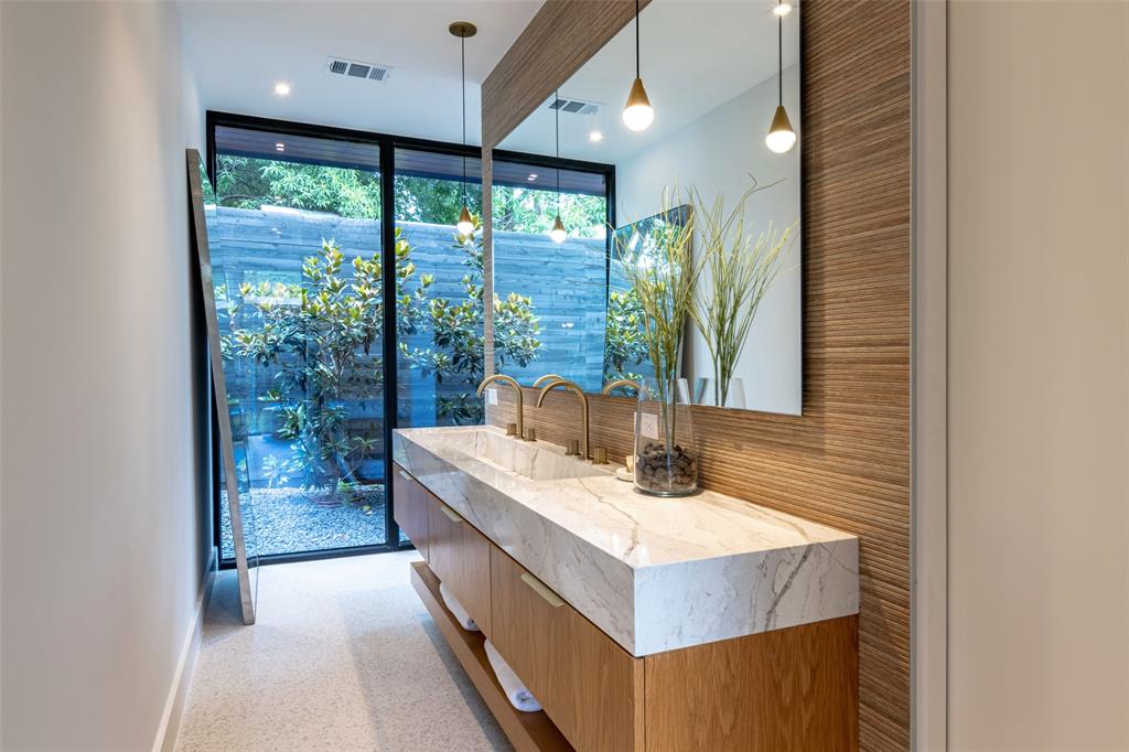 6822 Victoria Avenue Dallas, TX 75209 - Photo 24 of 32