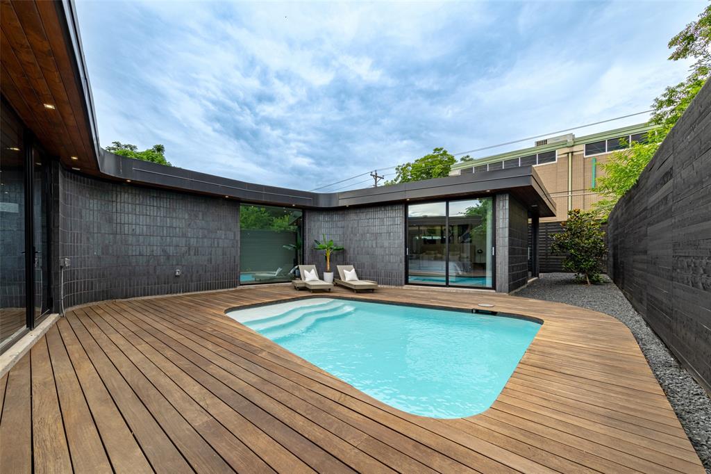 6822 Victoria Avenue Dallas, TX 75209 - Photo 26 of 32