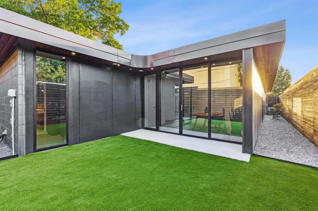 6822 Victoria Avenue Dallas, TX 75209 - Photo 30 of 32