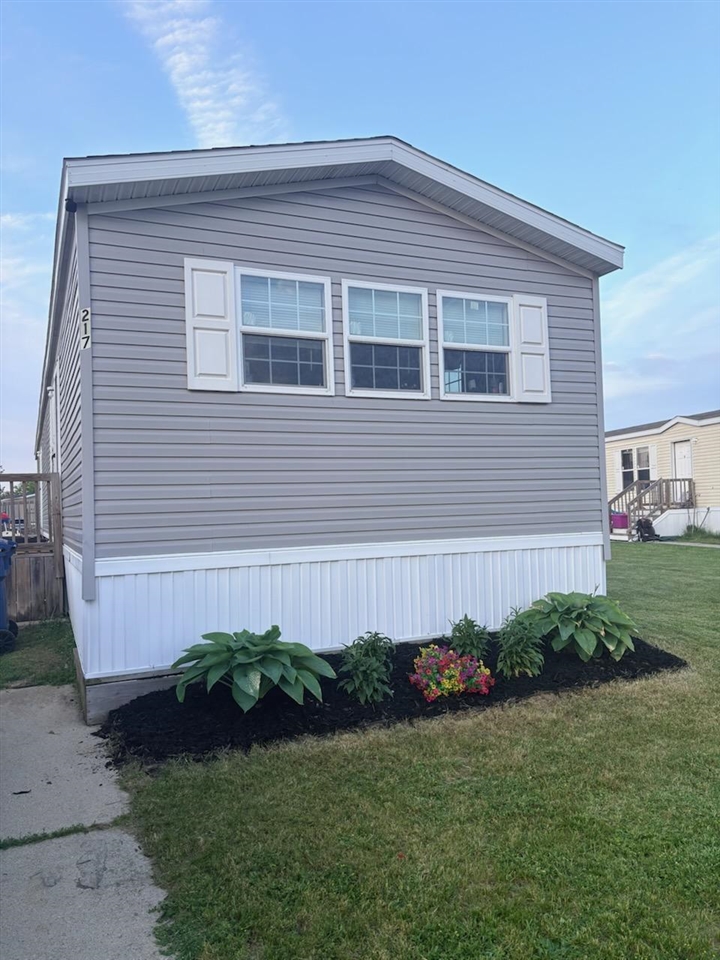 360 East Tuttle Road, Unit 217 Ionia, MI 48846 - Photo 1 of 25