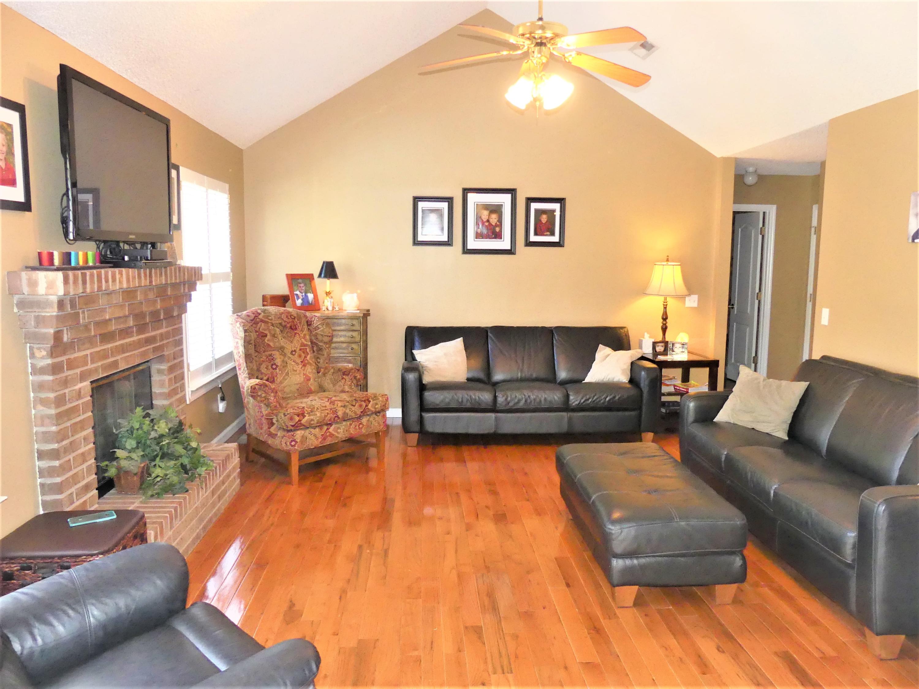121 County Road 1150 Riceville, TN 37370 - Photo 10 of 40 P1030540 (2)