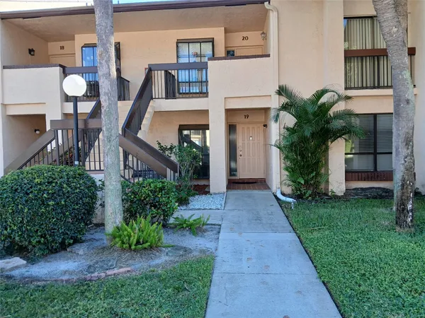$1,875 | 2339 Southwest 15th Street, Unit 19, Deerfield Beach, FL 33442