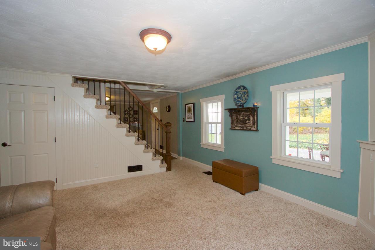 1002 Old Joppa Road Joppa, MD 21085 - Photo 13 of 29 Living Room