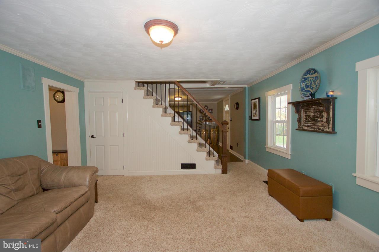 1002 Old Joppa Road Joppa, MD 21085 - Photo 14 of 29 Living Room