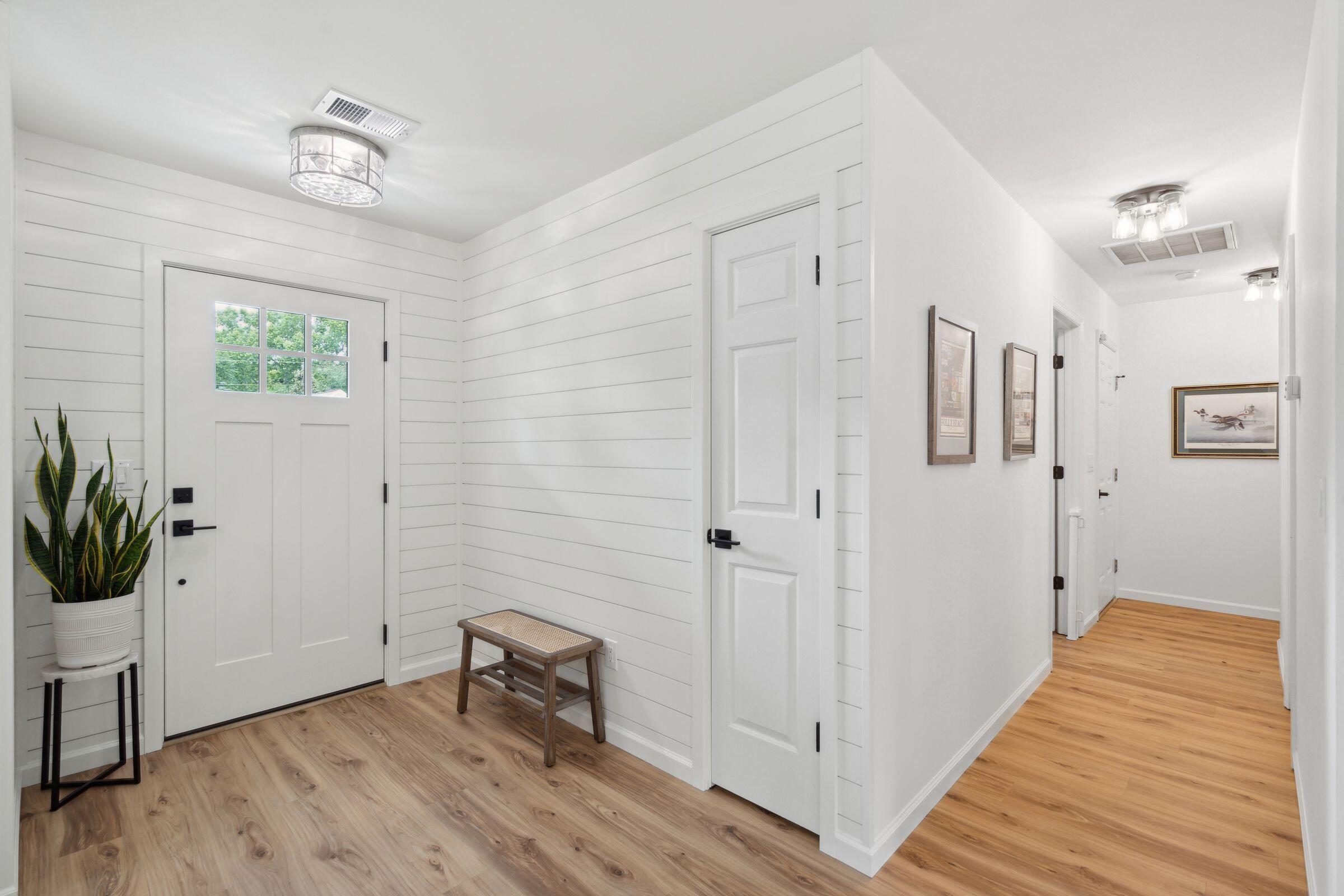 1077 Farmington Road Charleston, SC 29412 - Photo 11 of 55 1077FarmingtonRd-KeenEyeMarketing-010