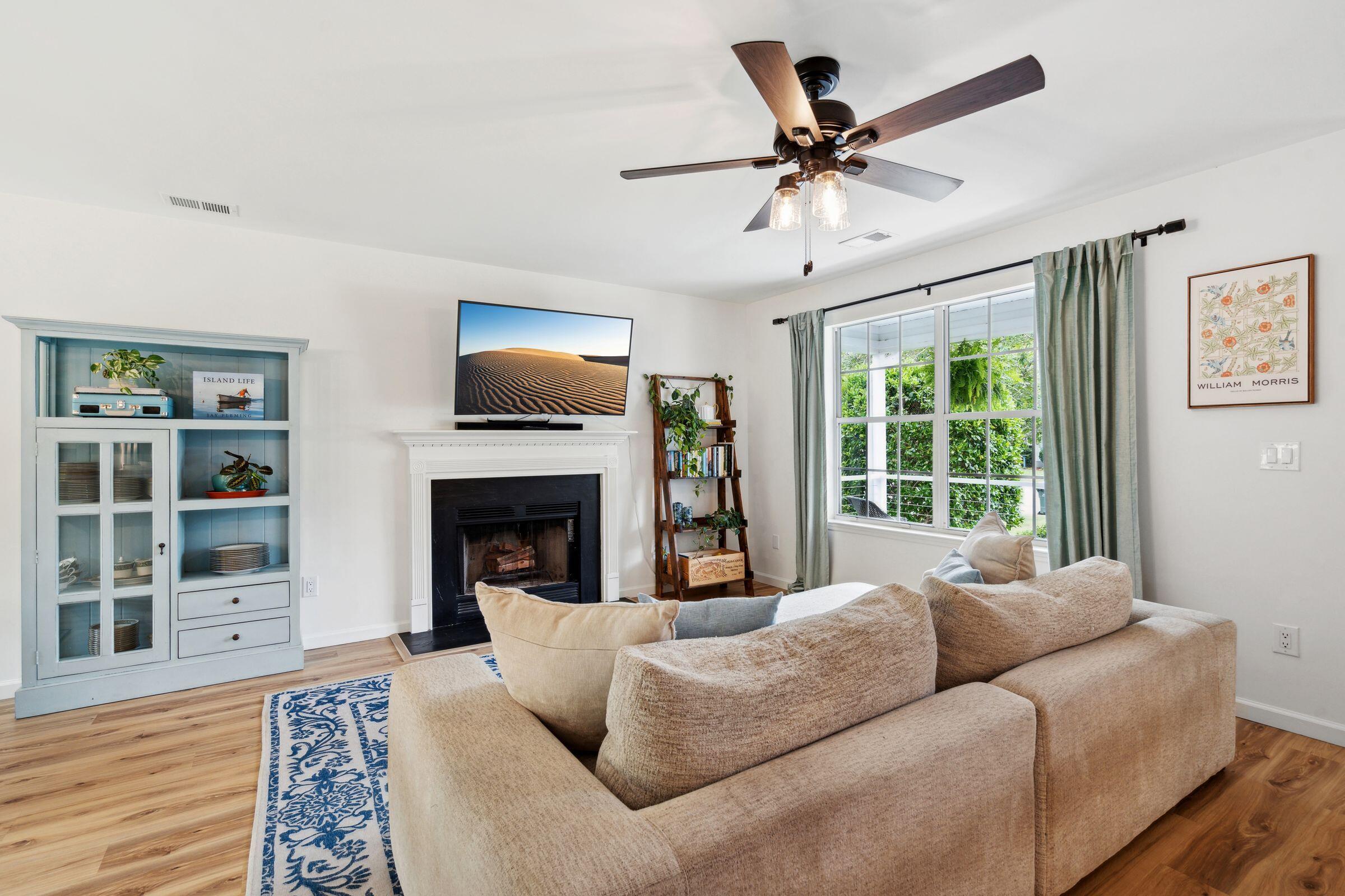1077 Farmington Road Charleston, SC 29412 - Photo 17 of 55 1077FarmingtonRd-KeenEyeMarketing-013