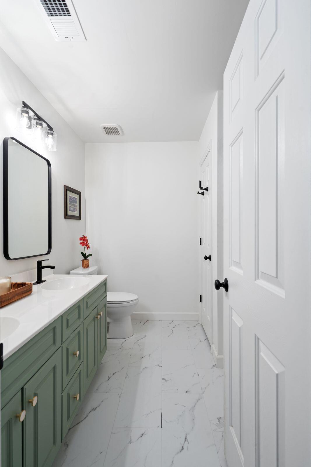 1077 Farmington Road Charleston, SC 29412 - Photo 29 of 55 1077FarmingtonRd-KeenEyeMarketing-076