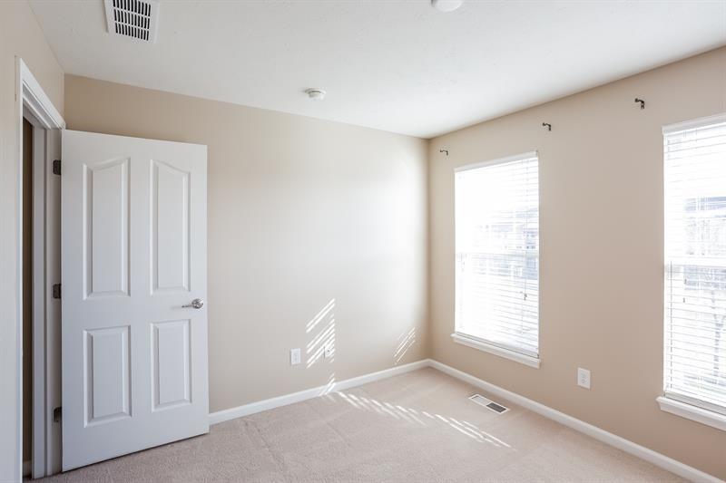 11775 Yale Drive Carmel, IN 46032 - Photo 8 of 15