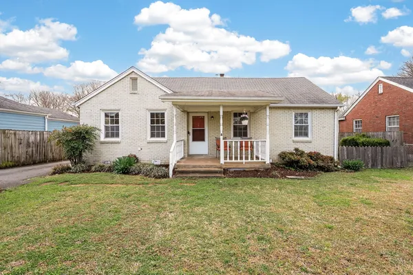 $365,000 | 202 2nd Avenue, Murfreesboro, TN 37130