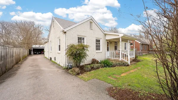 $365,000 | 202 2nd Avenue, Murfreesboro, TN 37130