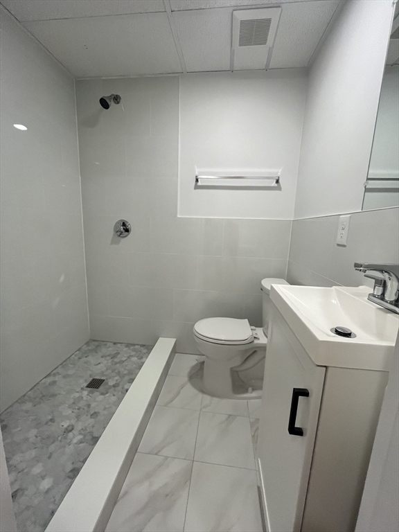 505 Beacon Street, Unit C Boston, MA 02215 - Photo 4 of 6