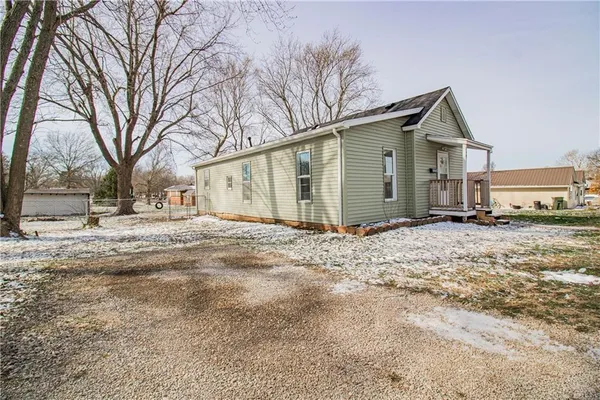$135,000 | 119 East 15th Terrace, Higginsville, MO 64037