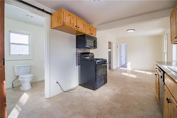 $135,000 | 119 East 15th Terrace, Higginsville, MO 64037