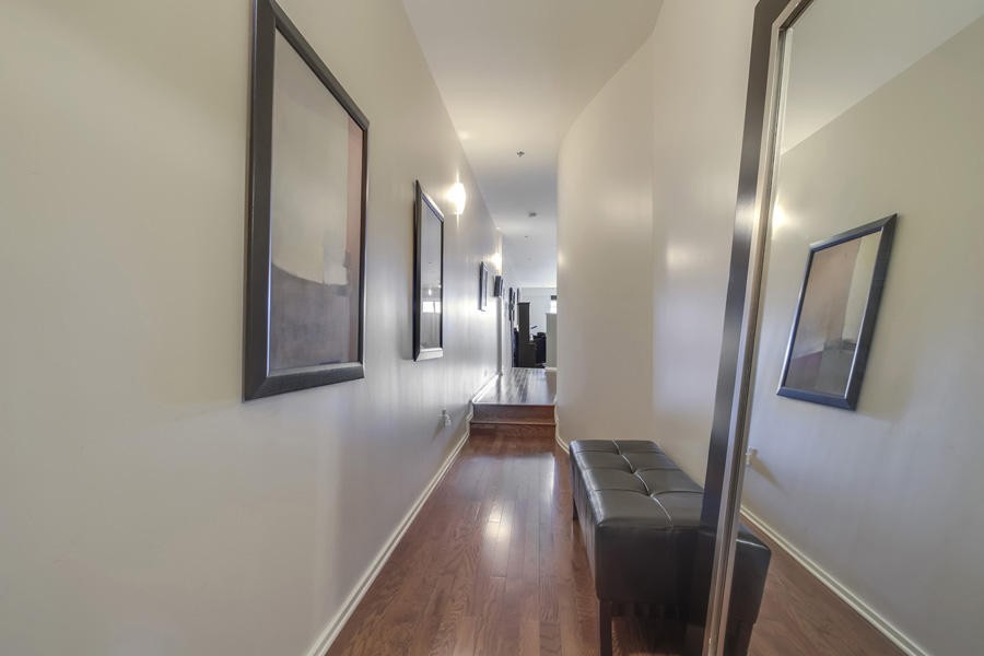 440 Walnut Street, Unit 202 Knoxville, TN 37902 - Photo 3 of 24 Gallery Image 3