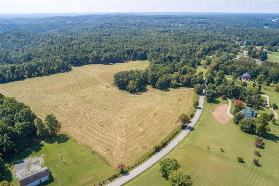 656 South Tunnel Road Gallatin, TN 37066 - Photo 1 of 2 Gallery Image 1