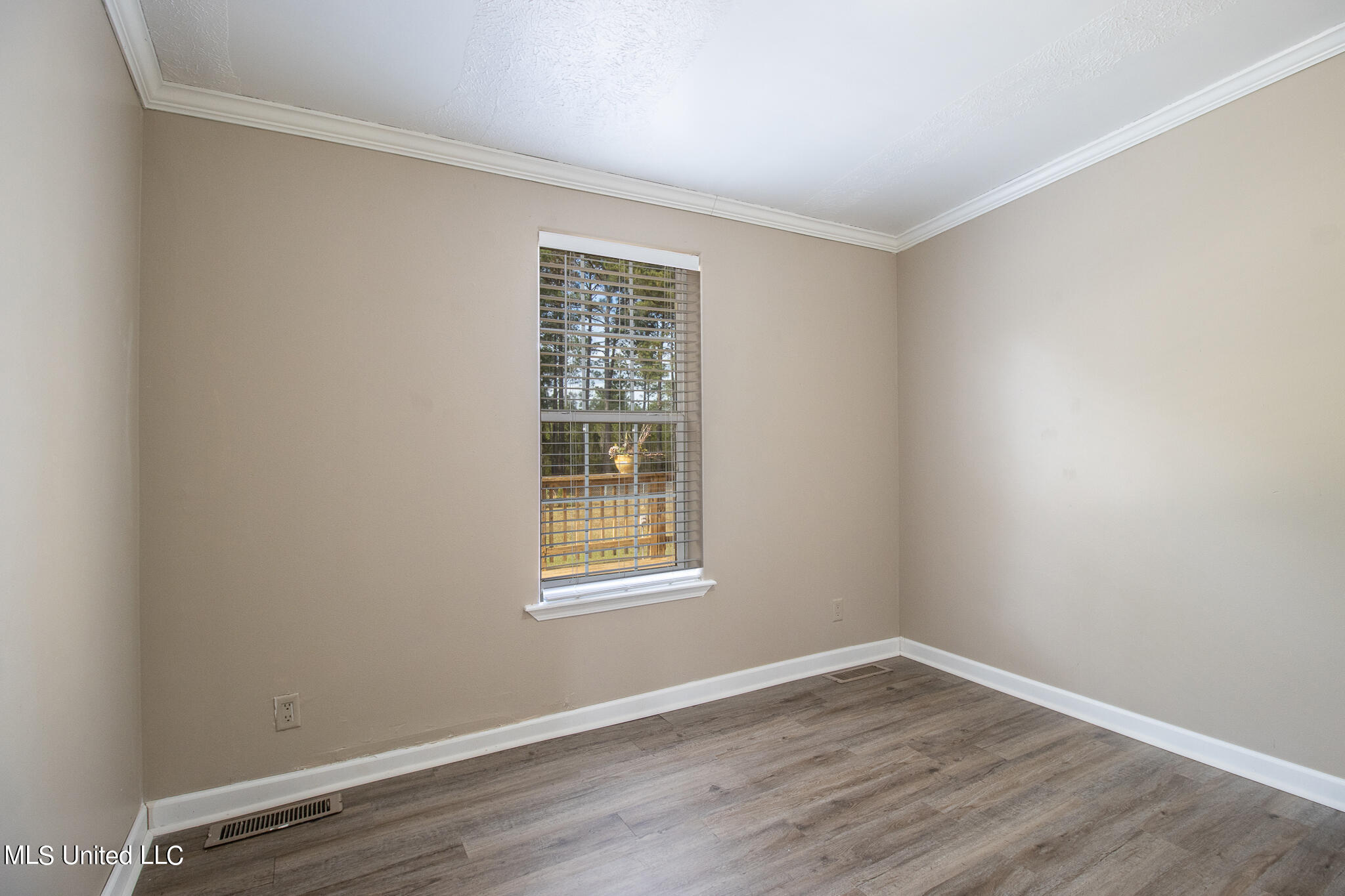 12105 Ridgeland Road Vancleave, MS 39565 - Photo 13 of 26 12105 Ridgeland Road-62005