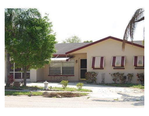 22342 Southwest 65th Avenue Boca Raton, FL 33428 - Photo 1 of 15 Primary Photo