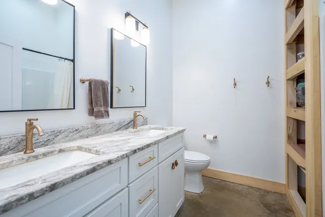 $849,000 | 125 Ashland Road, Waynesboro, TN 38485