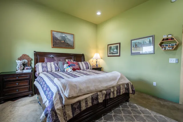 $849,000 | 125 Ashland Road, Waynesboro, TN 38485