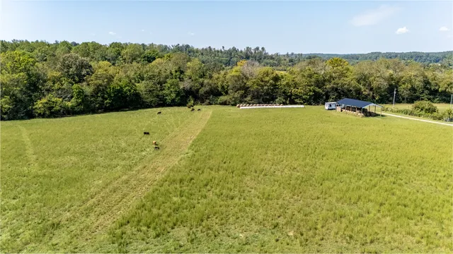 $849,000 | 125 Ashland Road, Waynesboro, TN 38485