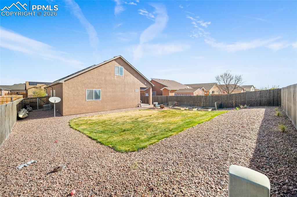 3012 Prairie Hawk Lane Pueblo, CO 81005 - Photo 39 of 49