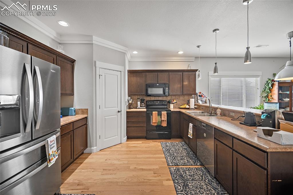 3012 Prairie Hawk Lane Pueblo, CO 81005 - Photo 8 of 49