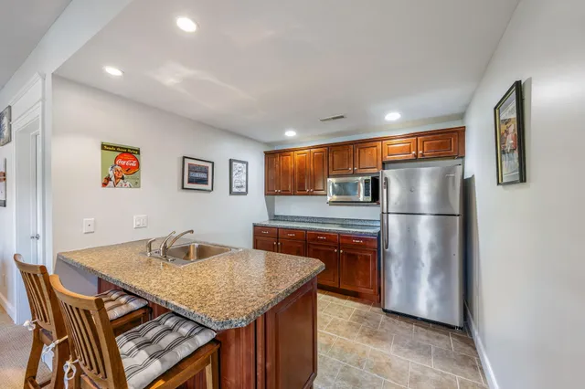 $849,900 | 9235 Candlestone Drive, Unit 13, Stanwood, MI 49346