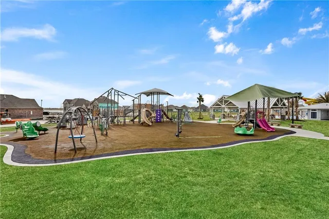 $2,700 | 7548 1st Lake Drive, Slidell, LA 70461