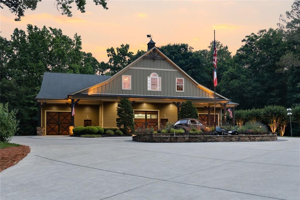 5135 Howard Road Cumming, GA 30040 - Photo 4 of 190