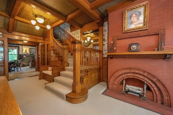 $699,900 | 506 Erie Avenue, Sheboygan, WI 53081