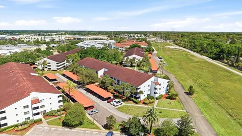 $199,900 | 2593 Countryside Boulevard, Unit 7301, Clearwater, FL 33761