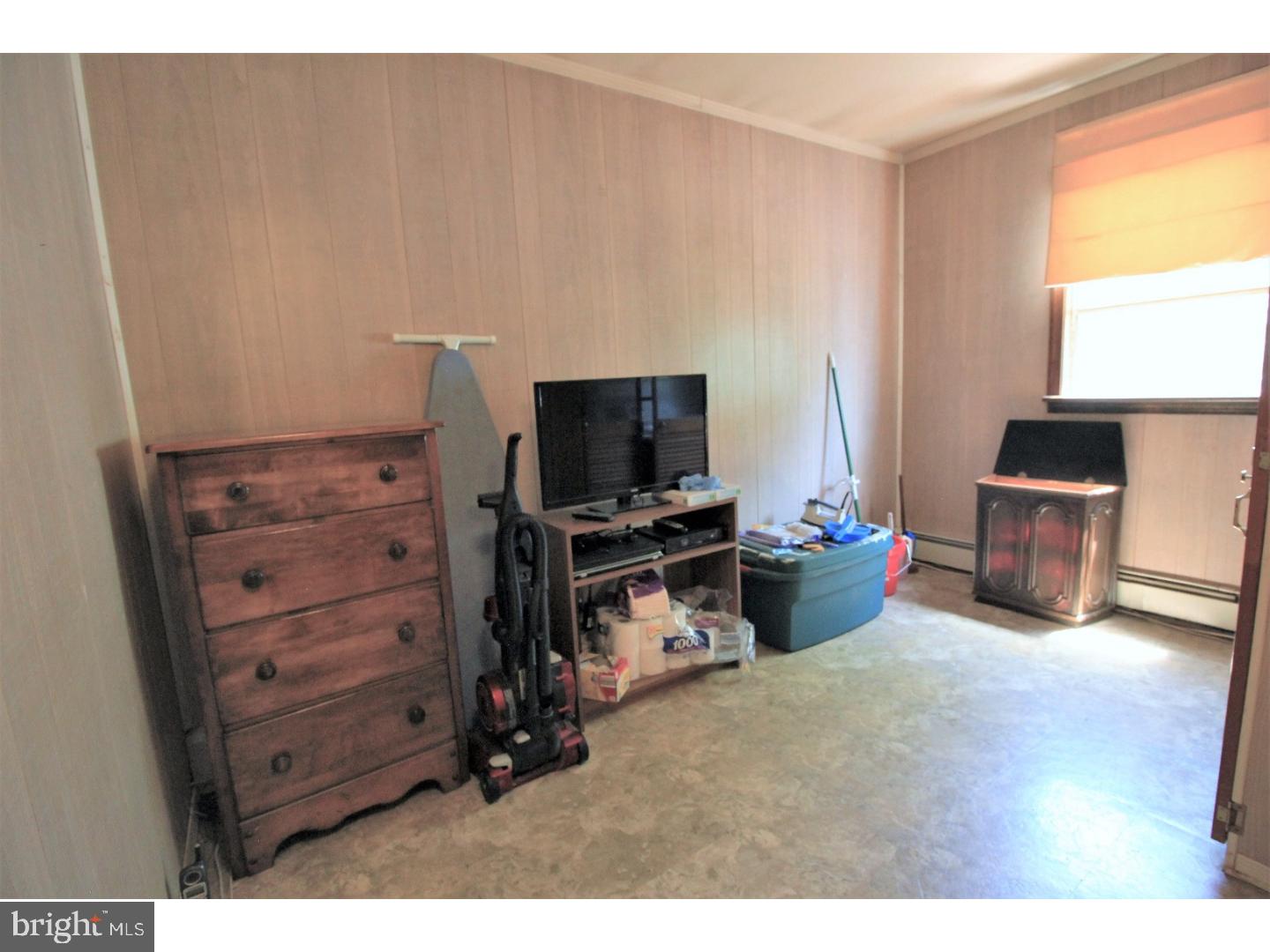 9323 Annapolis Road Philadelphia, PA 19114 - Photo 19 of 20 Gallery Image 19
