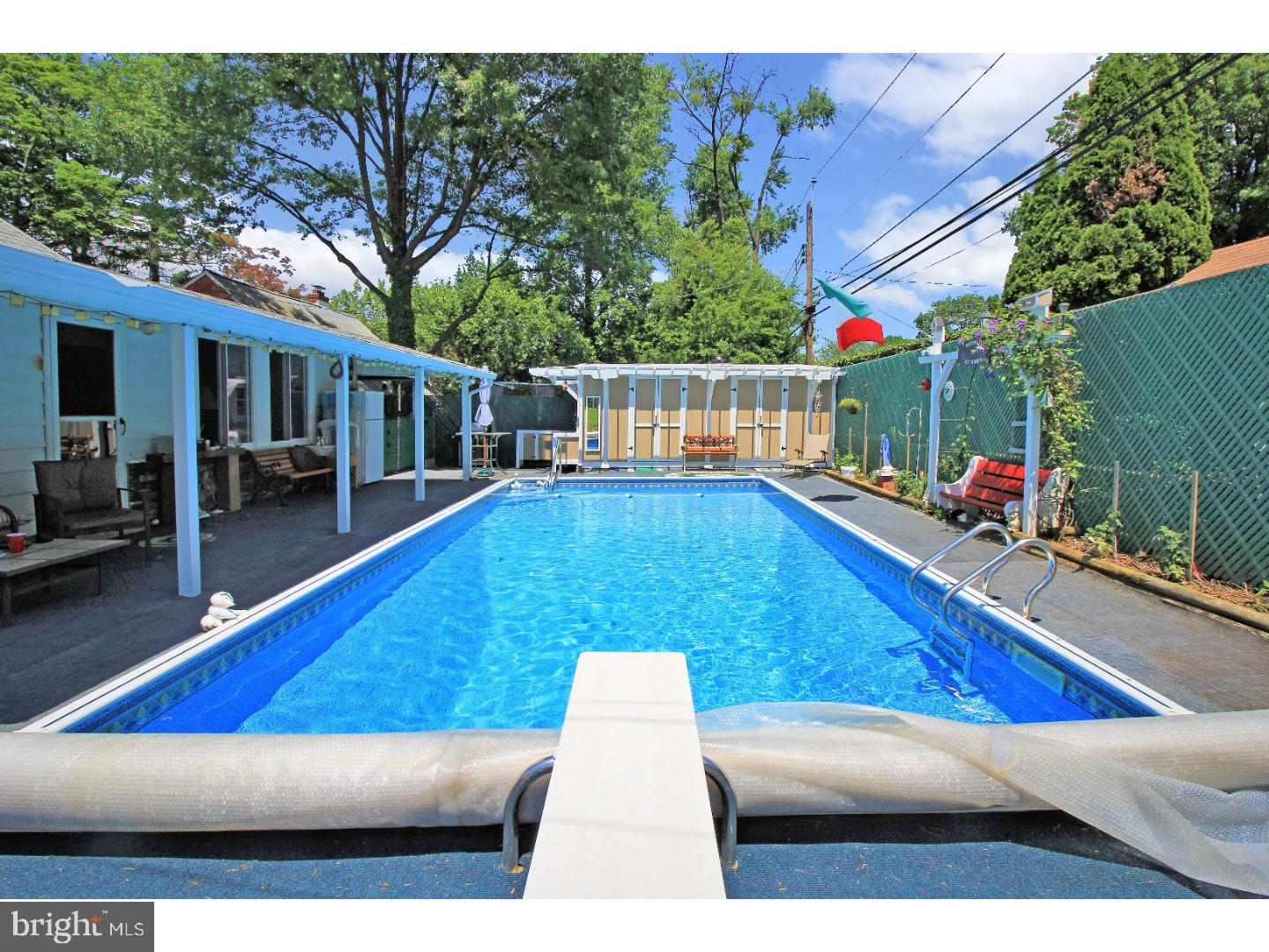 9323 Annapolis Road Philadelphia, PA 19114 - Photo 4 of 20 Gallery Image 4