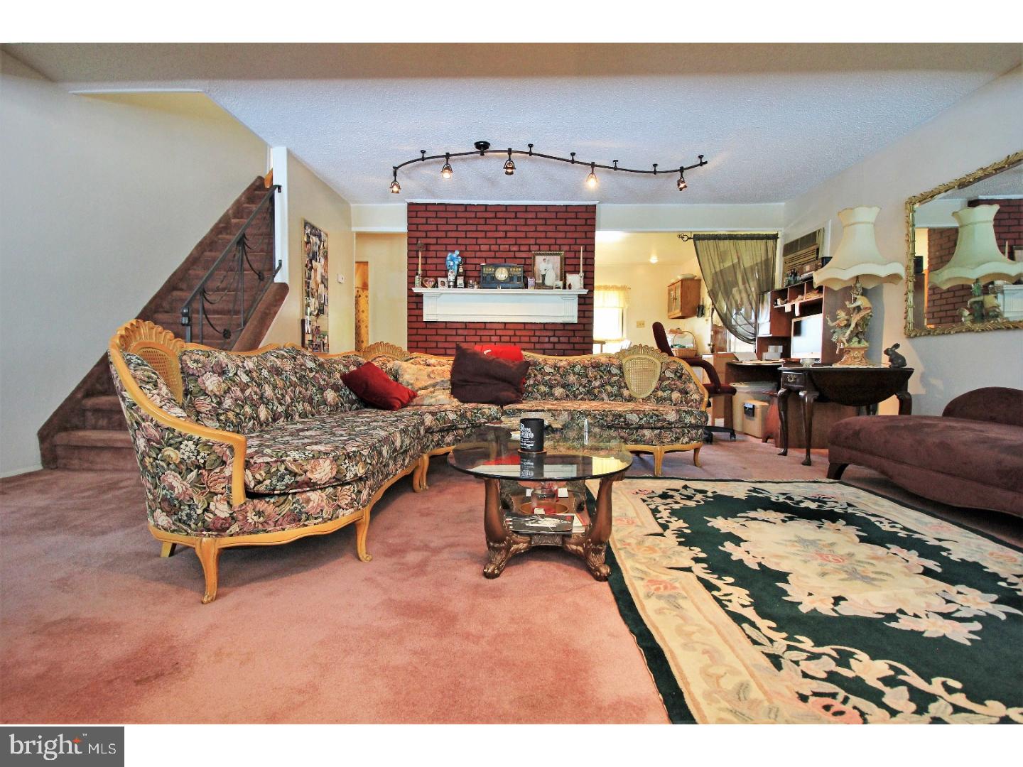 9323 Annapolis Road Philadelphia, PA 19114 - Photo 10 of 20 Gallery Image 10