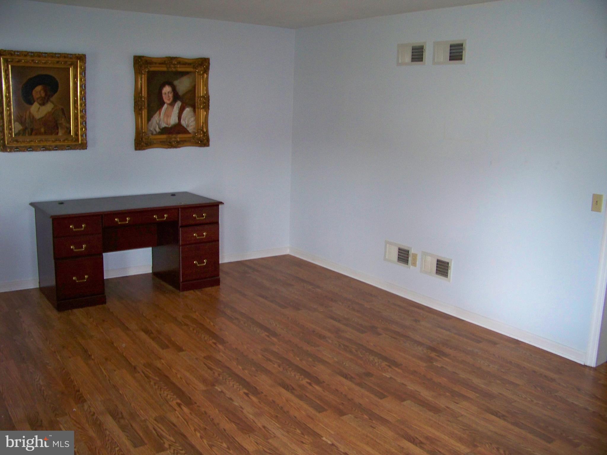 1968 Wilderness Road Lancaster, PA 17603 - Photo 15 of 28 Gallery Image 15