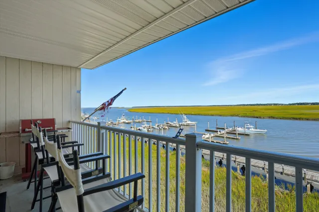 $990,000 | 3701 Docksite Road, Unit 312, Edisto Beach, SC 29438