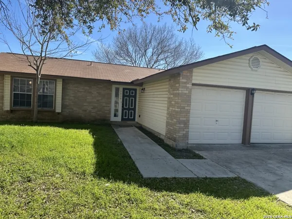 $1,650 | 5930 Whispering Lake Street, San Antonio, TX 78222