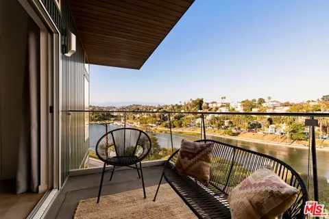 $1,449,000 | 616 Belmont Avenue, Los Angeles, CA 90026