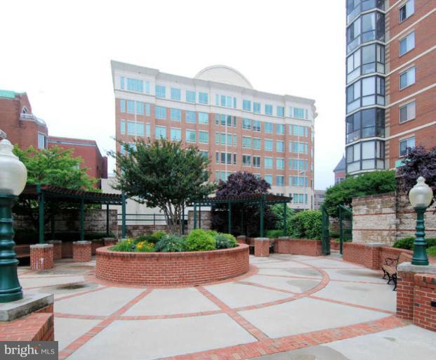 24 Courthouse Square, Unit 907 Rockville, MD 20850 - Photo 20 of 30