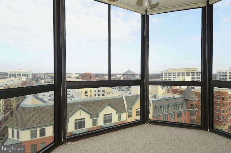 24 Courthouse Square, Unit 907 Rockville, MD 20850 - Photo 10 of 30 a view of a glass door with a glass door